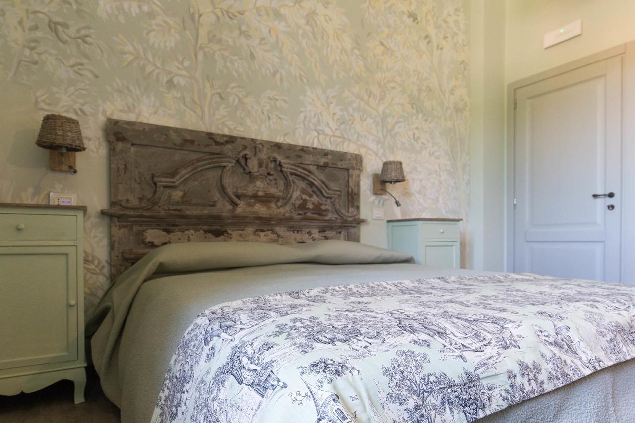 Casale Virginia Guest House Cesariano Bagian luar foto